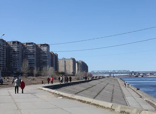 Нижегородцам дозволено удаляться от домов, гуляя, дальше 300 метров