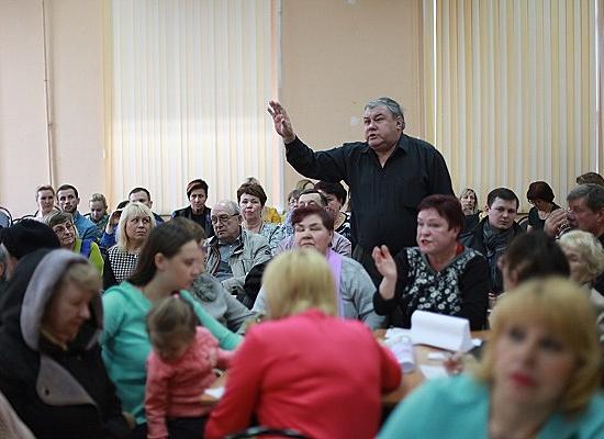 Либо парковки, либо озеленение предложили выбрать нижегородцам при обсуждении проекта благоустройства