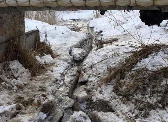 Слив фекалий на открытый грунт организован в поселке Дружном  Нижегородской области