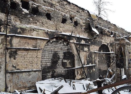 Волонтеры помогали в ликвидации последствий пожара в ДК им.Орджоникидзе Нижнего Новгорода